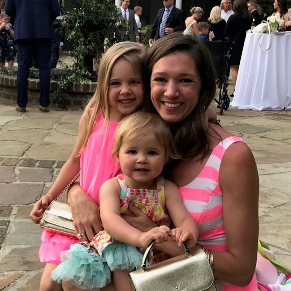 Meet your Posher, Amanda - Picture 1 of 1